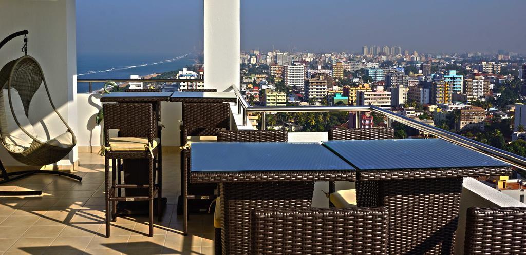 The Penthouse Above Sea Apartment Dehiwala-Mount Lavinia Ngoại thất bức ảnh