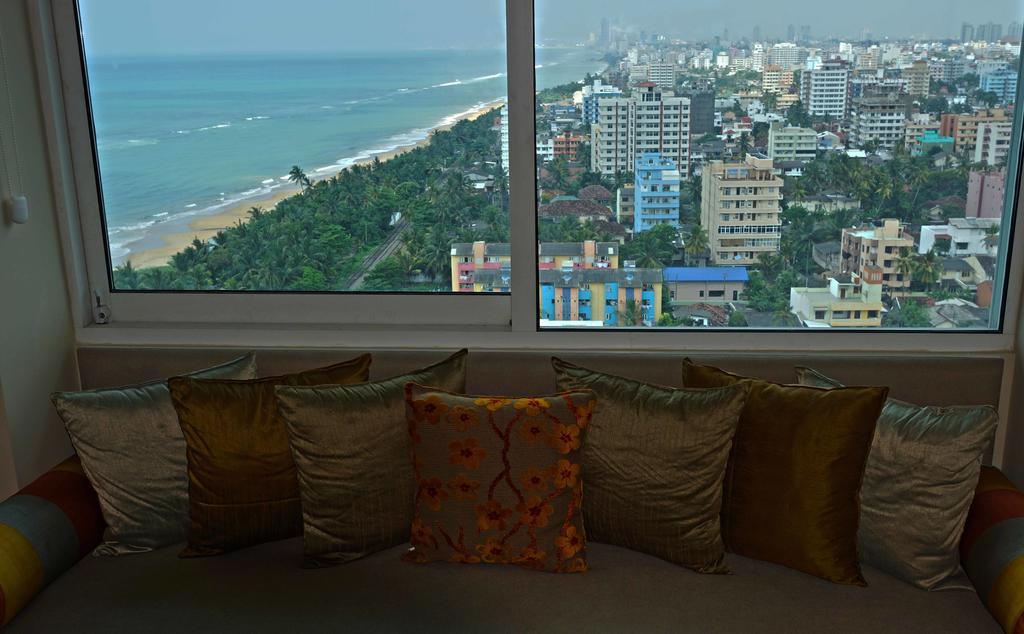 The Penthouse Above Sea Apartment Dehiwala-Mount Lavinia Ngoại thất bức ảnh