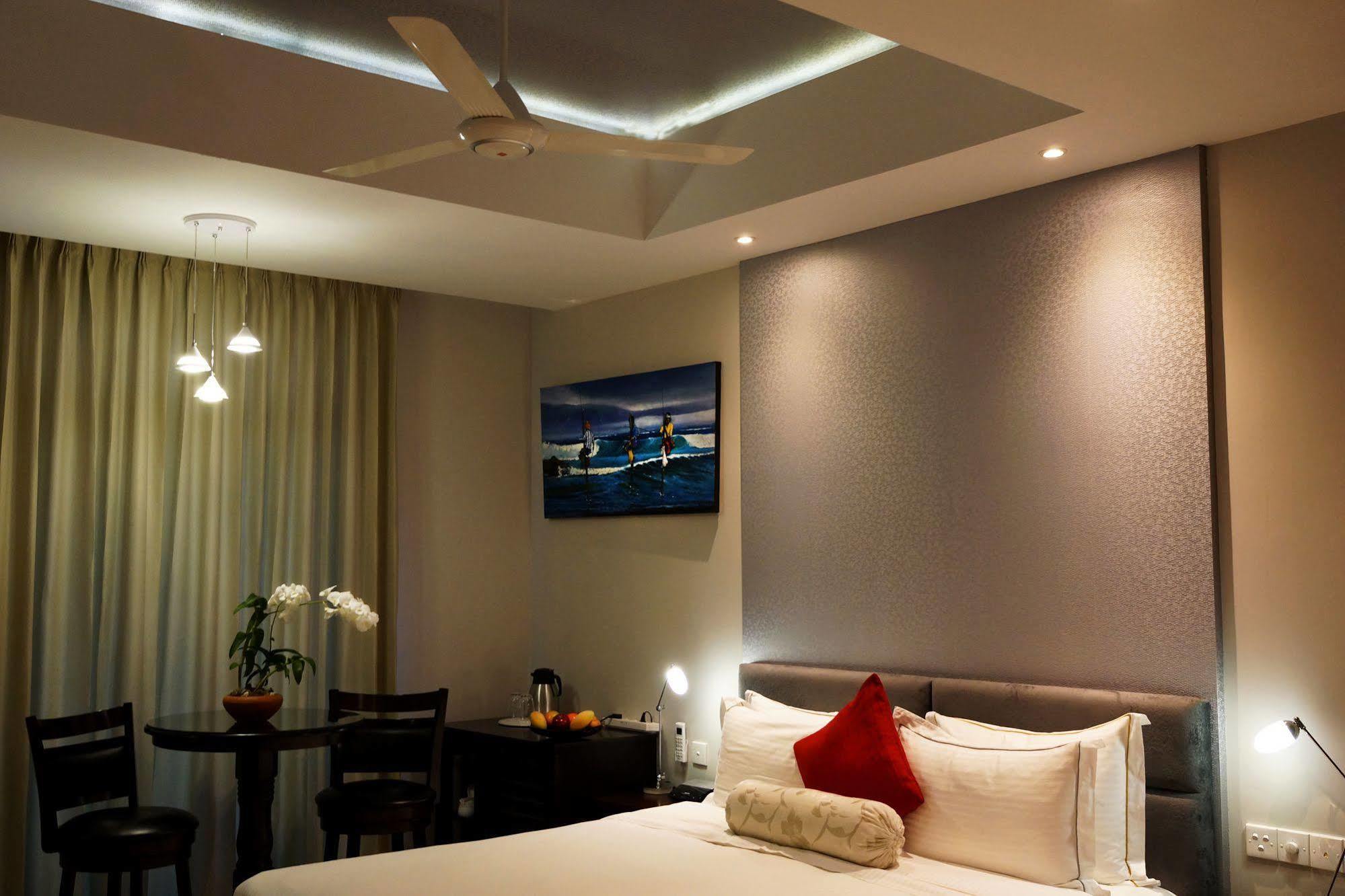 The Penthouse Above Sea Apartment Dehiwala-Mount Lavinia Ngoại thất bức ảnh