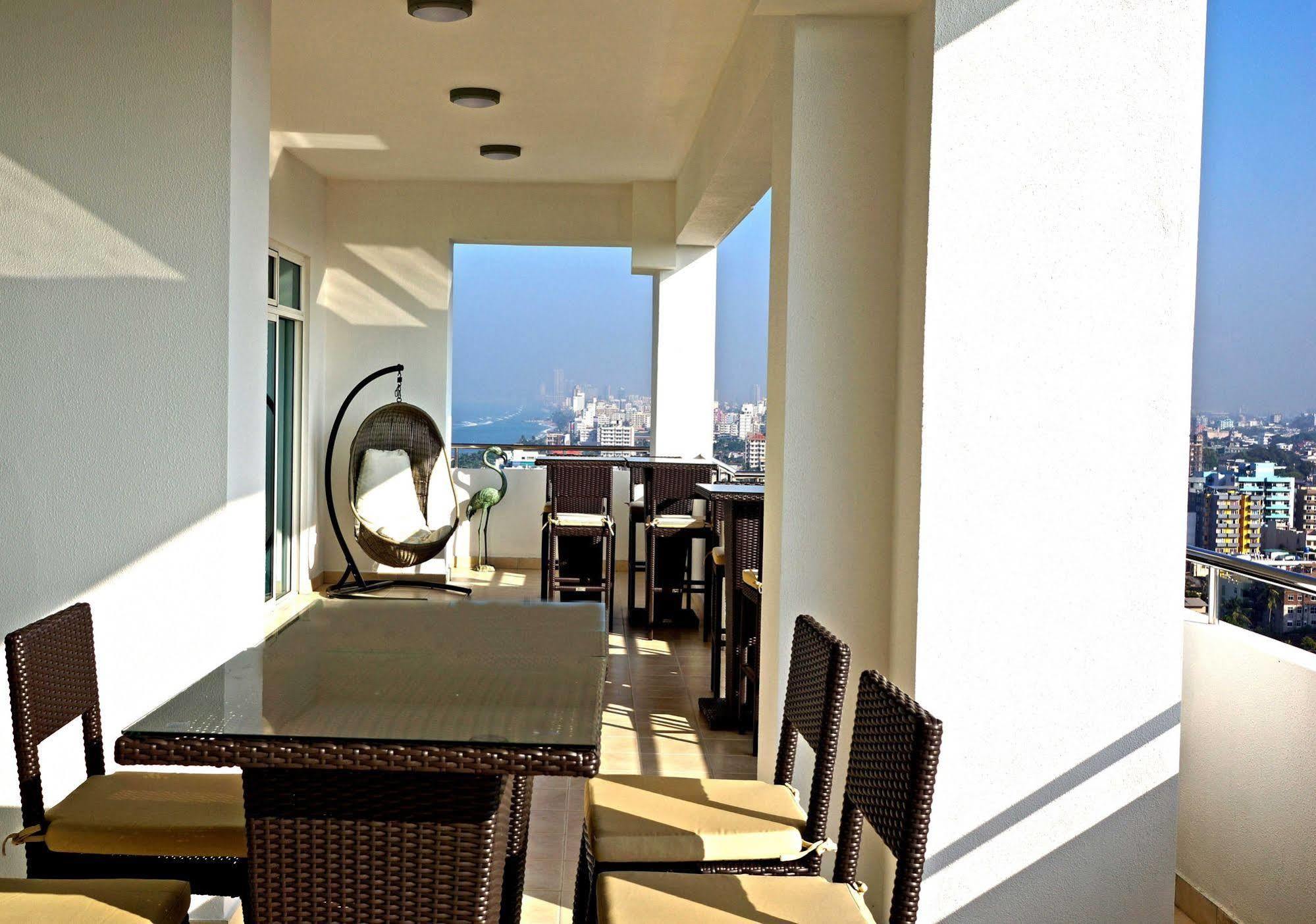 The Penthouse Above Sea Apartment Dehiwala-Mount Lavinia Ngoại thất bức ảnh
